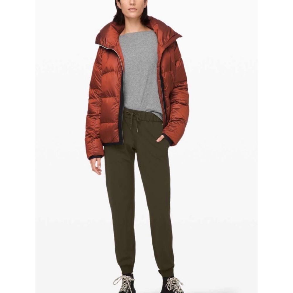 Lululemon On the Fly Luxtreme Joggers 6